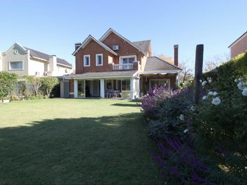 Casa en Venta Barrio Septiembre Escobar