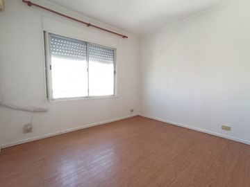Departamento de 3 Ambientes - Flores - Piscina - SUM - Parrillas - Seguridad 24hs