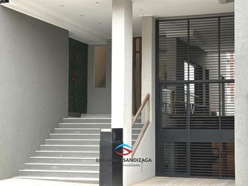 Departamento de categoría en Venta