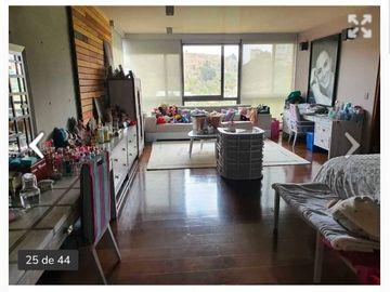 Exclusiva Residencia en Venta en Bosque Real con Vistas Al Club de Golf.