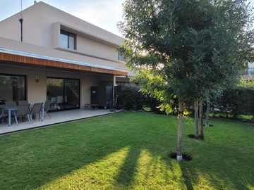 Venta Casa en condominios de Don Mateo