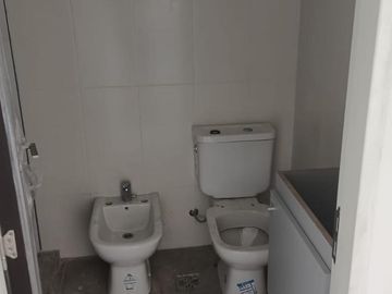 Departamento monoambiente con balcón al norte- Luminoso- Centro