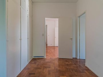 4 ambientes con balcón en Flores Norte/ Villa Gral. Mitre