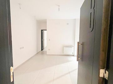 Venta de departamento a Estrenar con Patio y Asador en General Paz