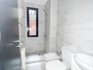 Venta de departamento a Estrenar con Patio y Asador en General Paz
