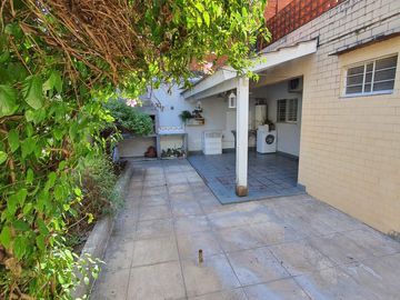 PH en Venta 2 dorm c/ patio- Entrega y cuotas