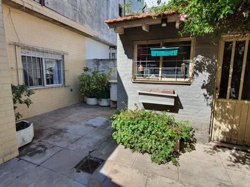 PH en Venta 2 dorm c/ patio- Entrega y cuotas