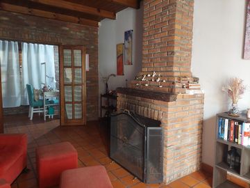 ALQUILER Casa  5 AMBIENTES   Centro de Lujan