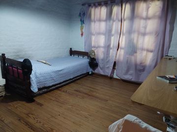 ALQUILER Casa  5 AMBIENTES   Centro de Lujan