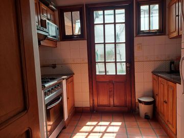 ALQUILER Casa  5 AMBIENTES   Centro de Lujan