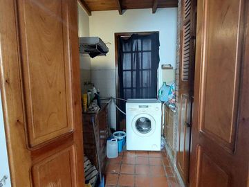 ALQUILER Casa  5 AMBIENTES   Centro de Lujan