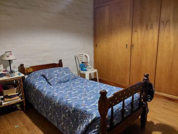 ALQUILER Casa  5 AMBIENTES   Centro de Lujan