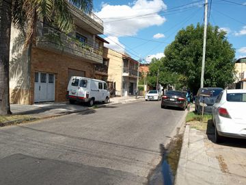 Casa PH en venta 4 ambientes- Villa Ballester