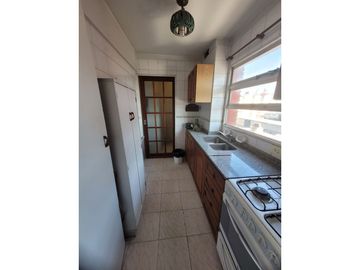 Departamento 5 Ambientes en Venta en Morón centro.