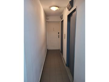 Departamento 5 Ambientes en Venta en Morón centro.