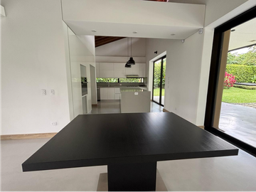 Venta Casa Campestre en la vía Armenia a Tebaida Quindio COD: 8620282