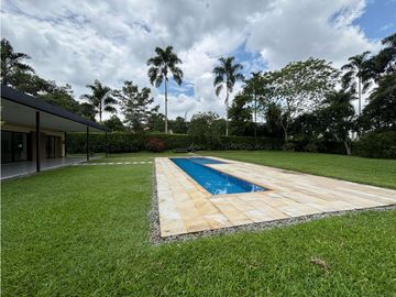 Venta Casa Campestre en la vía Armenia a Tebaida Quindio COD: 8620282
