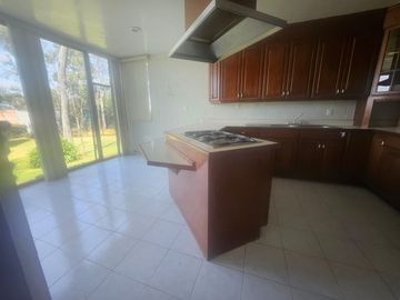 VENTA DE CASA, EN BOSQUES DEL LAGO, ESTADO DE MÉXICO