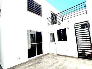 Casa en venta en Cerradas de Anáhuac, Sector Contemporáneo