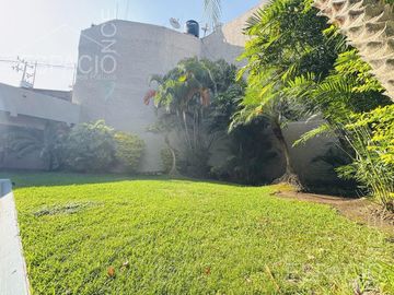 Departamento en Lomas de Cortes