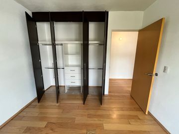Departamento en Venta en Bosque Esmeralda