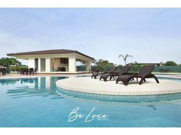 VENDO APARTAMENTO DE PLAYA EN CASAMAR, PH PERLAMAR (P)