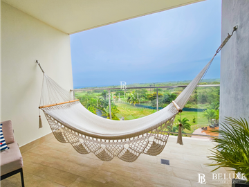 VENDO APARTAMENTO DE PLAYA EN CASAMAR, PH PERLAMAR (P)