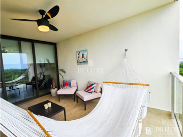 VENDO APARTAMENTO DE PLAYA EN CASAMAR, PH PERLAMAR (P)