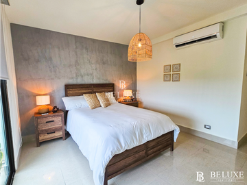 VENDO APARTAMENTO DE PLAYA EN CASAMAR, PH PERLAMAR (P)