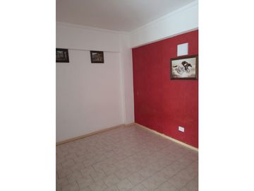 DEPARTAMENTO UN AMBIENTE 1/2  PLAZA MITRE.