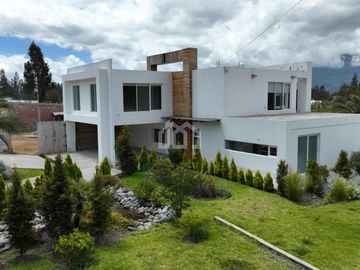 TERRENO CON CASA EN VENTA SECTOR SAN ANTONIO DE PADUA