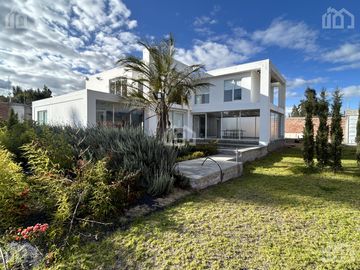TERRENO CON CASA EN VENTA SECTOR SAN ANTONIO DE PADUA