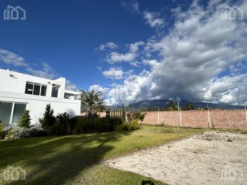 TERRENO CON CASA EN VENTA SECTOR SAN ANTONIO DE PADUA