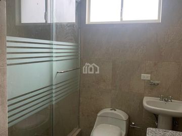 CASAS DE VENTA SECTOR 911 RIOBAMBA