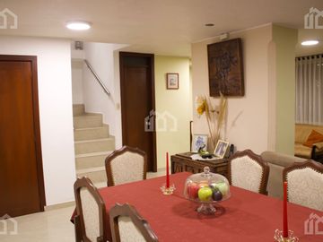 DEPARTAMENTO DUPLEX DE VENTA SECTOR LAS ACACIAS RIOBAMBA