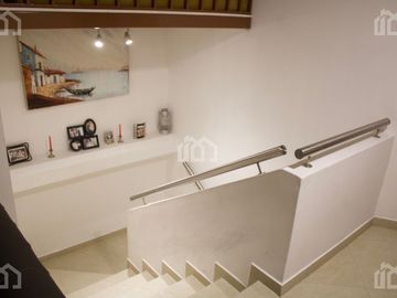 DEPARTAMENTO DUPLEX DE VENTA SECTOR LAS ACACIAS RIOBAMBA