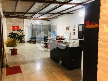 SE VENDE TERRENO CON CASA EN RIOBAMBA SECTOR QUINTUL