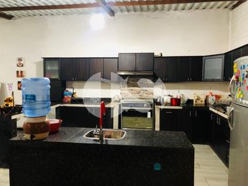 SE VENDE TERRENO CON CASA EN RIOBAMBA SECTOR QUINTUL
