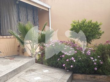 SE VENDE CASA  CON TERRENO SECTOR ECU911 RIOBAMBA