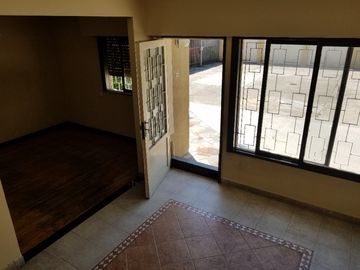 Duplex en alquiler en Haedo Norte