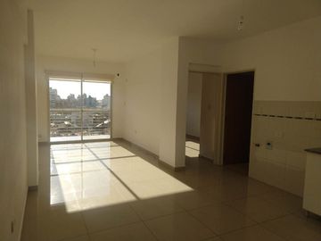 Alquila 2 amb. Contrafr piso alto Villa Pueyrredon