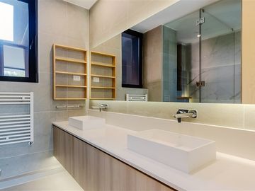 Departamento en Venta en Parque Bicentenario - a pasos de la Plaza Turquía- Alonso de Córdova - Vitacura.