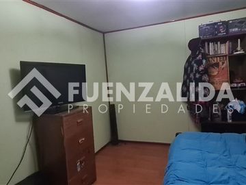 Casa en Venta en Av Salvador Allende con Barros Grez