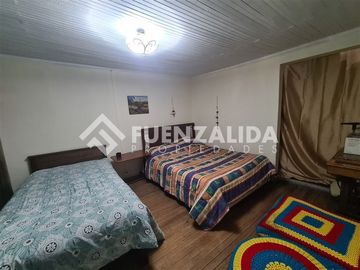 Casa en Venta en Av Salvador Allende con Barros Grez
