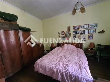 Casa en Venta en Av Salvador Allende con Barros Grez