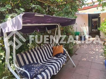 Casa en Venta en Av Salvador Allende con Barros Grez
