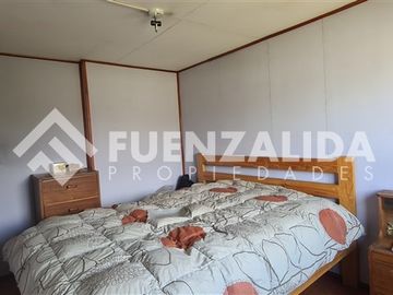 Casa en Venta en Av Salvador Allende con Barros Grez