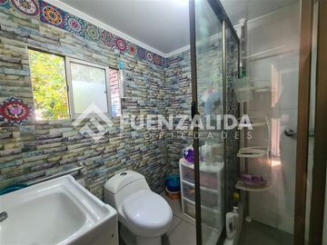 Casa en Venta en Av Salvador Allende con Barros Grez