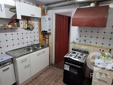 Casa en Venta en Vende Casa esquina 130 m2 3d, 1b, 1e