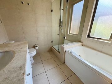 Casa en Venta en Colegio Everest - Santiago College